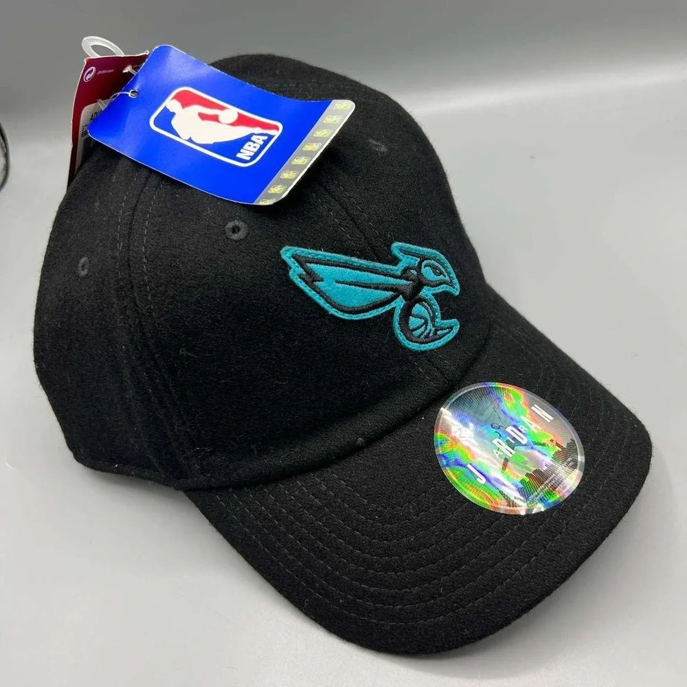 Charlotte Hornets x‎ Air Jordan Hat Men Black NBA Jumpman Strap Back Cap New